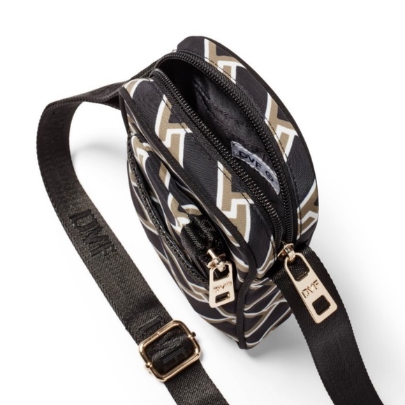 DVF for Target Cellphone Holder Crossbody Bag Vintage Weave Neutral - Picture 3 of 9